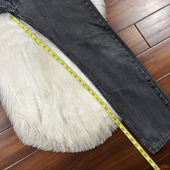 Vintage 1987 Levi's Size 30 (Tagged 33) Faded Black Denim Jeans - Picture 5 of 10